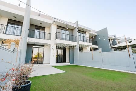 3 Bedroom Villa for Rent in Motor City, Dubai - Elegant 3BR+M | Gated community | Ongoing Upgrades