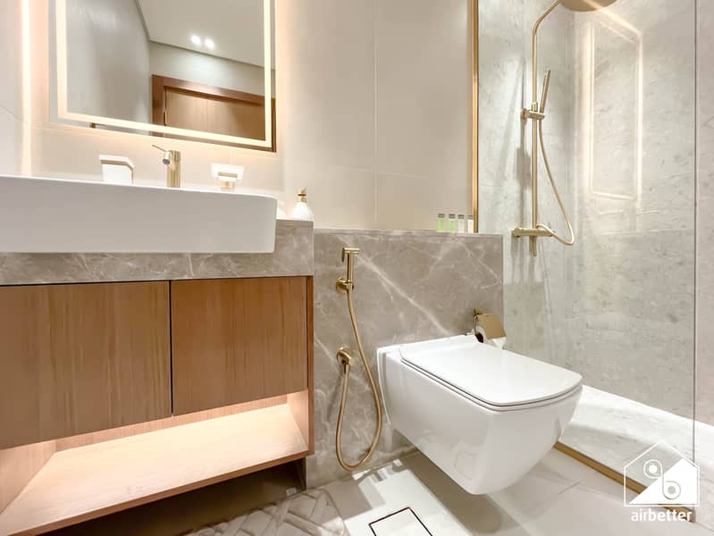 17 Trillionaire Residences By Binghatti-1509-55. jpg