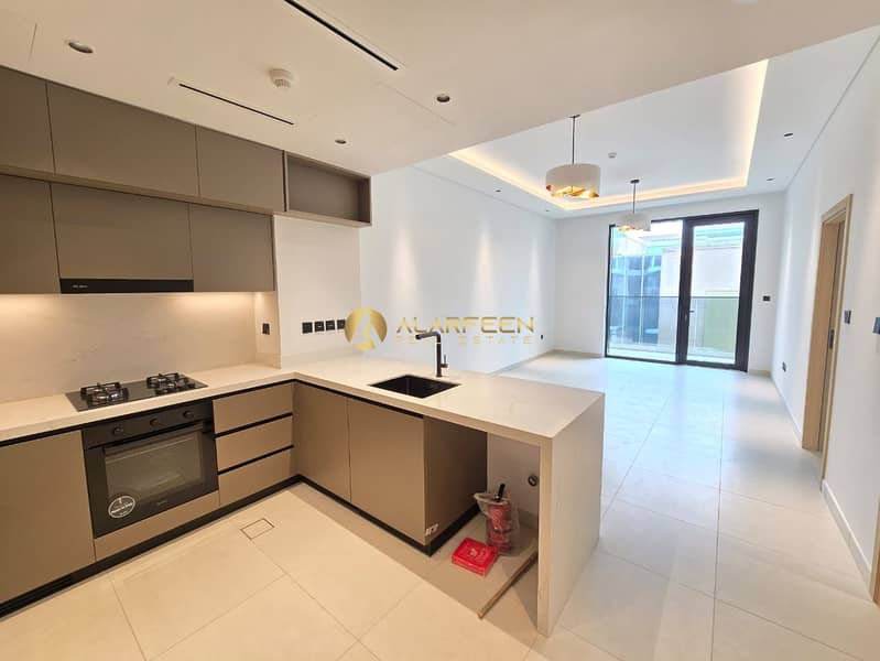 Bright & Spacious I Mall View | Call Now - Image 3