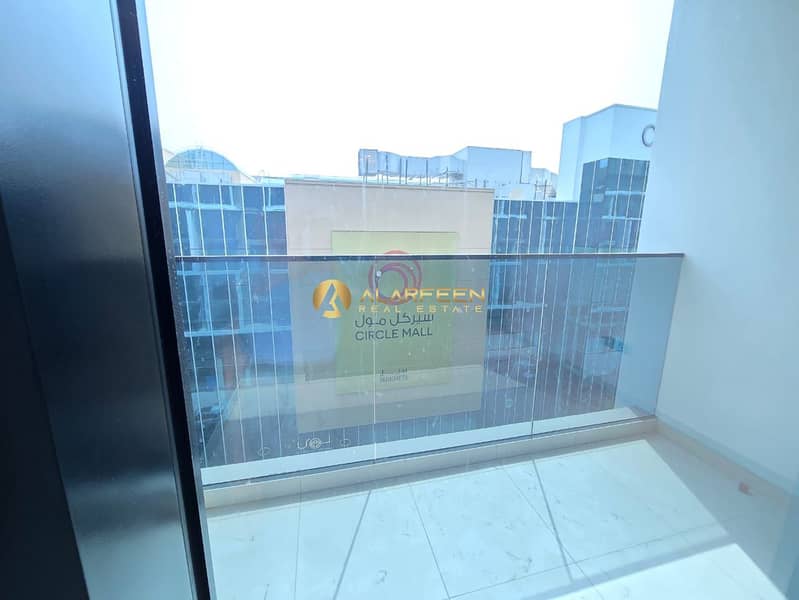 Bright & Spacious I Mall View | Call Now - Image 5