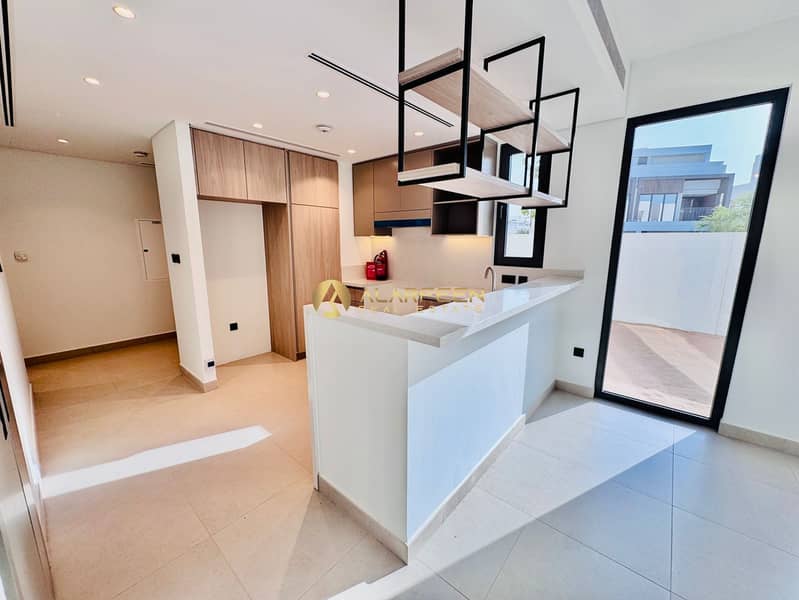 Corner Villa | Brand New | 4+Maid | Pool and Gym - Image 8