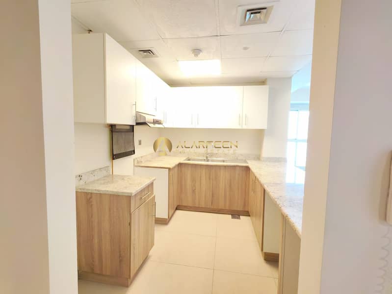 High Floor I Elegant-Luxurious 2-Bed I Huge Layout - Image 7