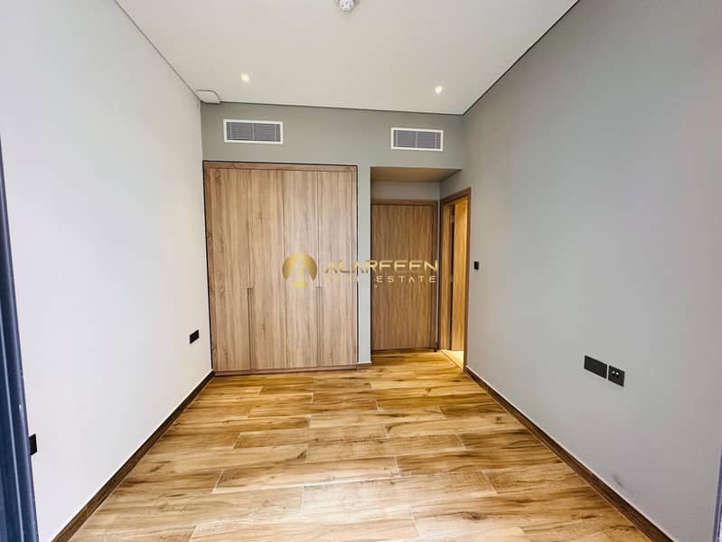 4BHK + Maid | Modern Layout | Prime Location - Image 8