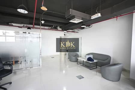 مکتب  للايجار في أبراج بحيرات الجميرا، دبي - IMG-20250917-WA0244. jpg