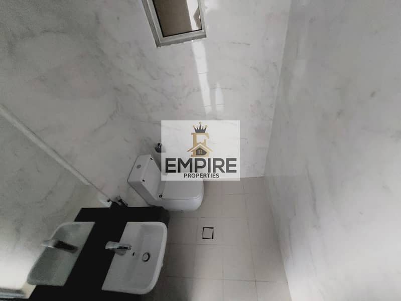 18 957a3d0d-8548-4407-8d5d-a03055ca1fc1. jpeg