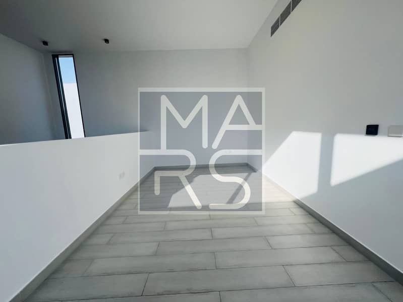 29 52aba212-aed5-43fe-8642-943e541469db. jpg