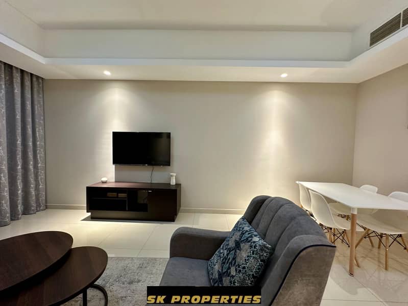 10 0eadb486-cfd3-4c9b-8383-48283dce7151. jpg