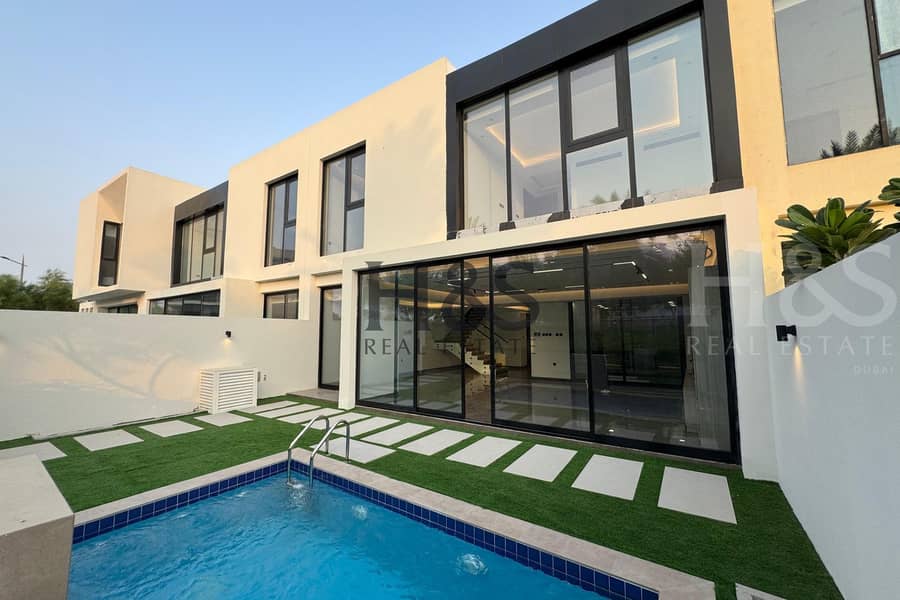 Elegant 4-Bedroom Villa with Swimming Pool | Beach & Golf Community