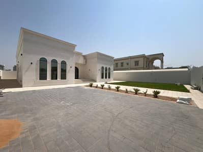 5 Bedroom Villa for Rent in Al Barsha, Dubai - Modern | 5BR+Maid+Driver | Bright House