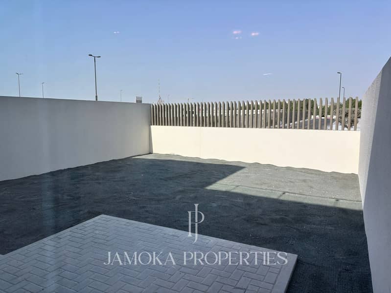 Brand New | Ready to Move | Private Garden - Image 20