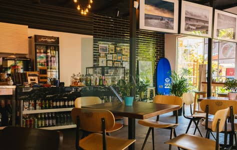 Shop for Rent in Al Karama, Dubai - pexels-igor-starkov-233202-1307698. jpg