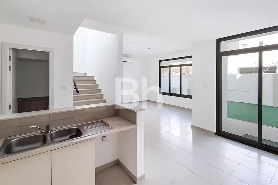 位于城市广场，哈亚特联排别墅 3 卧室的联排别墅 2800000 AED - 12906553