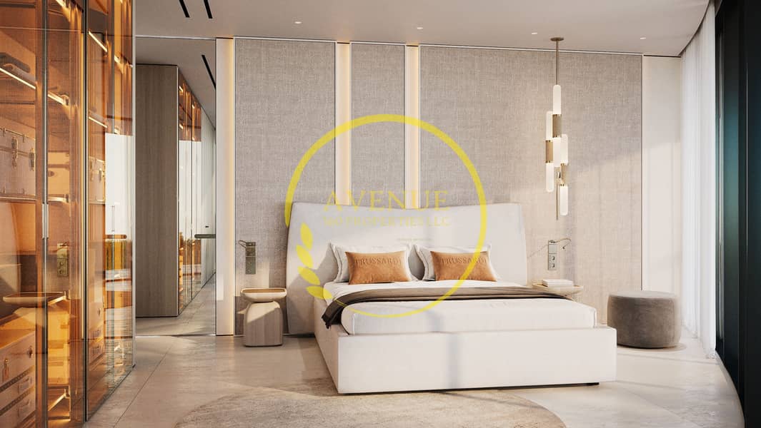 6 Bedroom 04. jpg