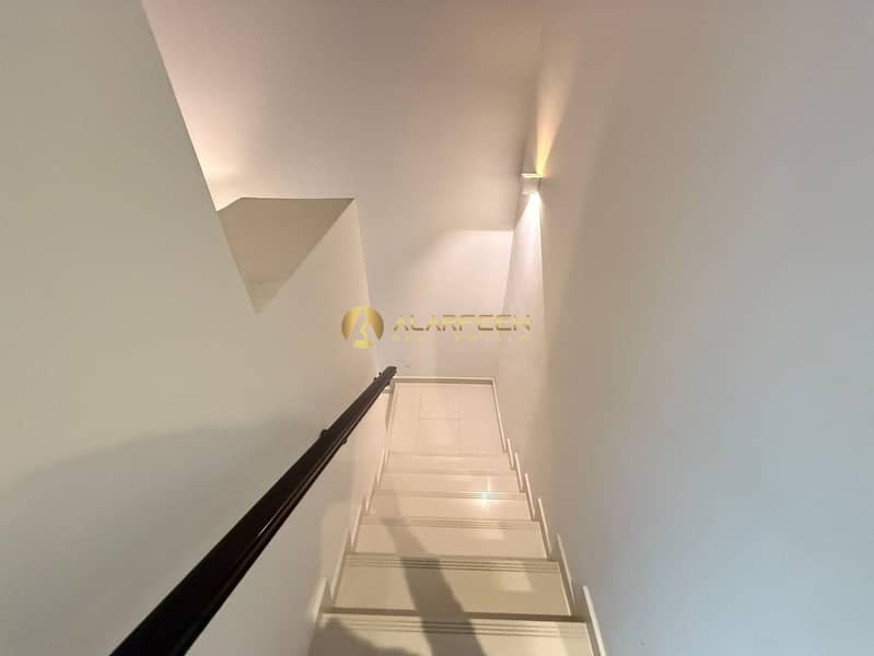 6 e34c880f-ec0b-4fde-aa6d-a2df47147ffe. jpg