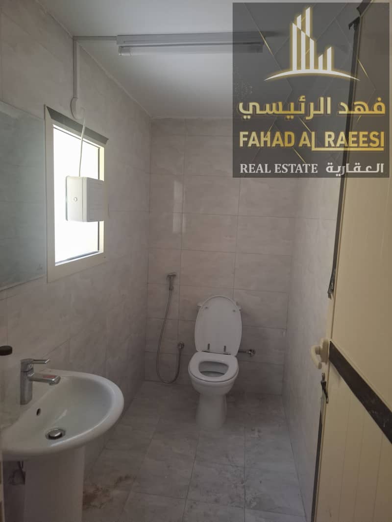10 WhatsApp Image 2025-09-25 at 18.01. 03_1c34602f. jpg