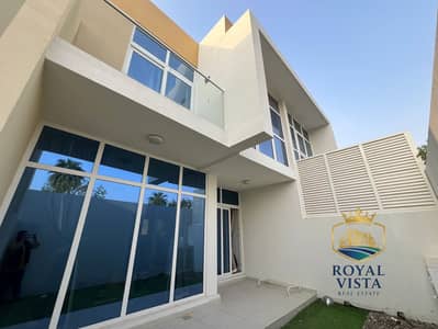 3 Bedroom Townhouse for Rent in DAMAC Hills 2 (Akoya by DAMAC), Dubai - a79c6764-c973-4734-abaf-145898a088fa. jpg