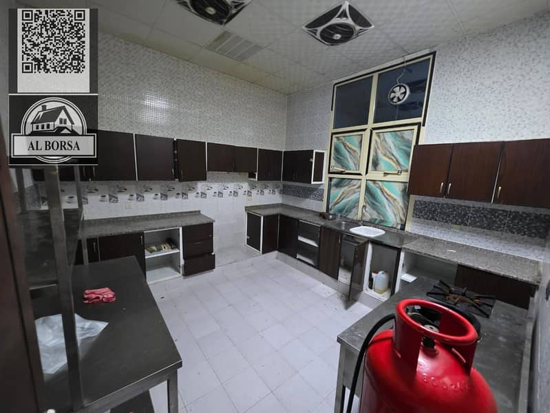 12 13ea0dfa-babd-4899-bdf3-f60117f17c22. jpg