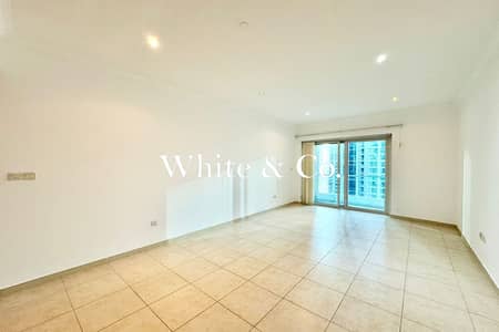 2 Bedroom Apartment for Rent in Dubai Marina, Dubai - Unfurnished |Largest Layout |Chiller Free
