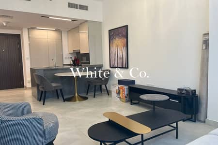 1 Bedroom Apartment for Rent in Business Bay, Dubai - Large layout | Vacant | Brand new unit