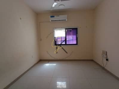 شقة 1 غرفة نوم للايجار في تجارية مويلح، الشارقة - 20250928_113407. jpg