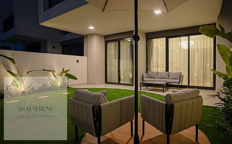 48 Outdoor Garden (Night). 3. jpg