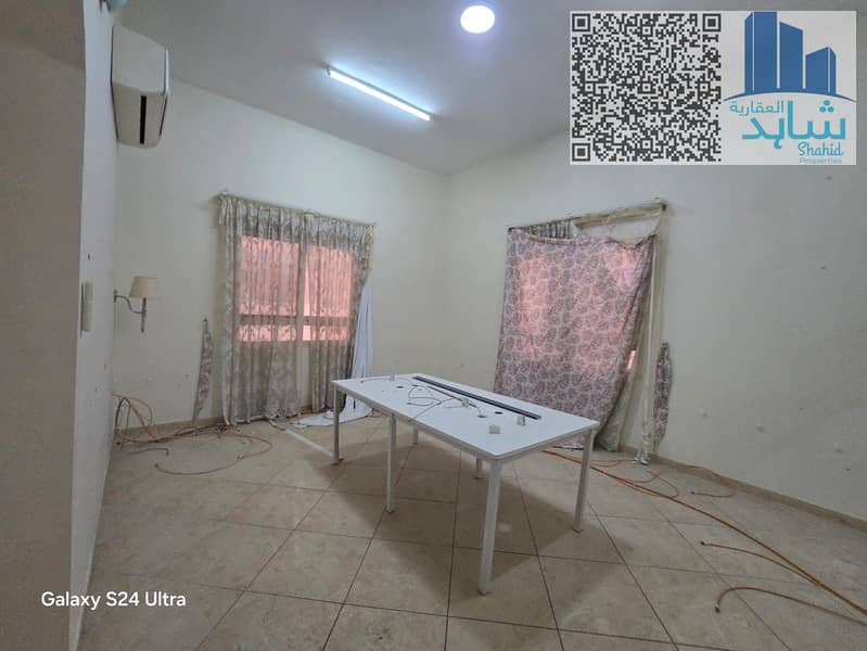 11 6a0e417b-6ac8-4525-b279-c2a9eba15ded. jpg