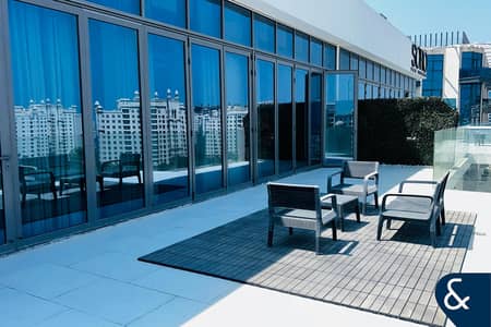 2 Bedroom Penthouse for Rent in Palm Jumeirah, Dubai - Penthouse | Huge Balcony | Vacant Now