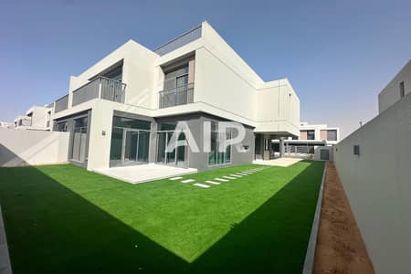 4 Bedroom Villa for Rent in Dubai South, Dubai - 4BR Villa | Private Garden | Landscaped