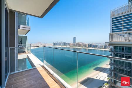 2 Bedroom Apartment for Rent in Dubai Harbour, Dubai - Palm Views | High Floor | Private Beach Access