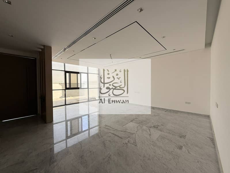 7 صورة واتساب بتاريخ 2025-09-28 في 07.15. 07_34f56f6a. jpg