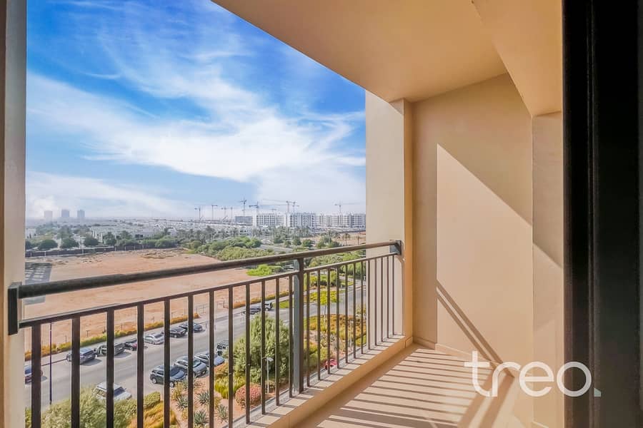 Community View| Vacant| Furnished