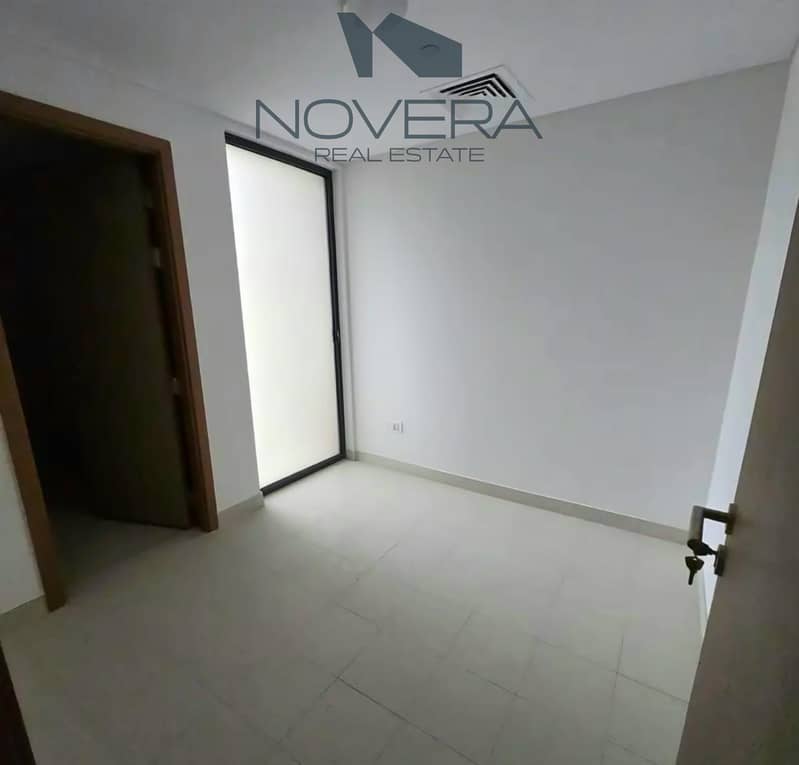 14 0d14fe1f-3ce1-4ec6-bd92-775ccb576682. JPG