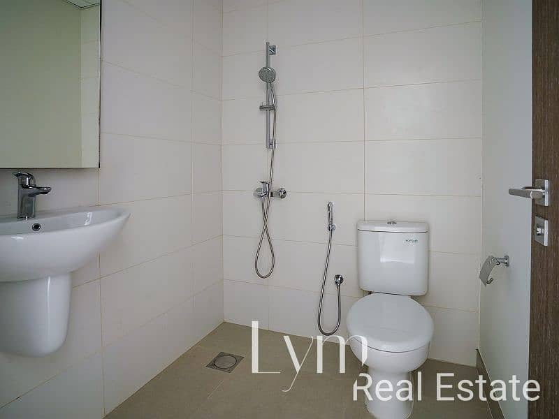 Exclusive Apartment with Full Golf View | In DFC - Image 18