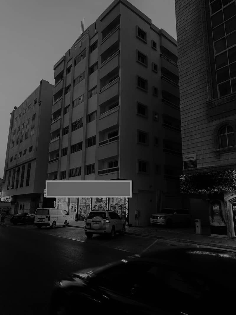 4 43e5cbeb-b6bf-4322-a0e4-0f107d43f4e4. jpg