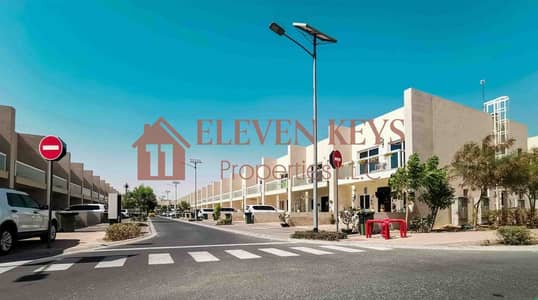 تاون هاوس 3 غرف نوم للبيع في المدينة العالمية، دبي - Al-Warsan-Village-townhouses-3-_-30-8-22-1024x640-1-e1716141504246. jpg