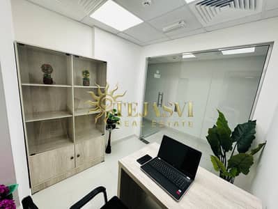 مکتب  للايجار في ديرة، دبي - 0a983361-25db-40f2-a6dd-14c04766dc01. jpg