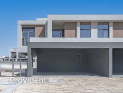 4 Bedroom Villa for Rent in Dubai South, Dubai - Spacious Plot | Near Amenities | Brand New