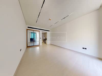 Studio for Sale in Business Bay, Dubai - Elegant Studio | Waterfront | Premium Finish