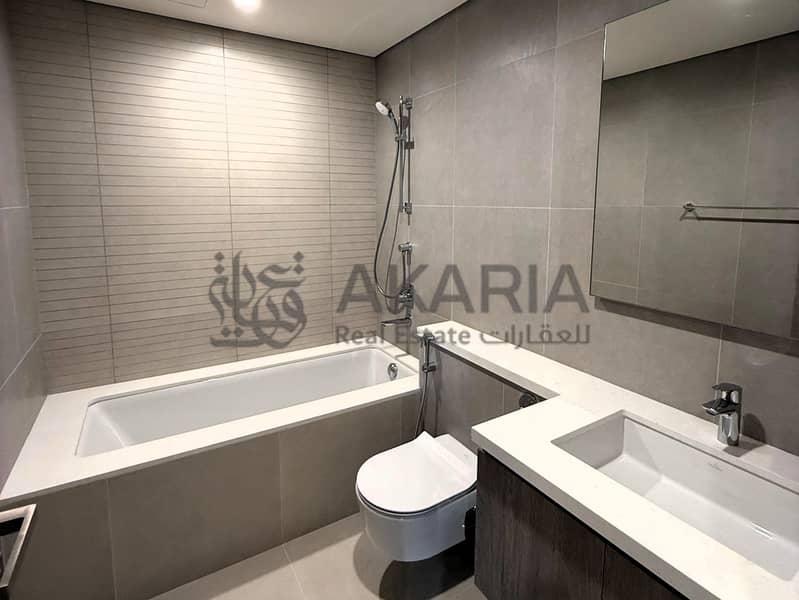 9 Bathroom2. jpeg