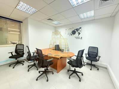 مکتب  للايجار في شارع الشيخ زايد، دبي - IMG-20250909-WA0177. jpg