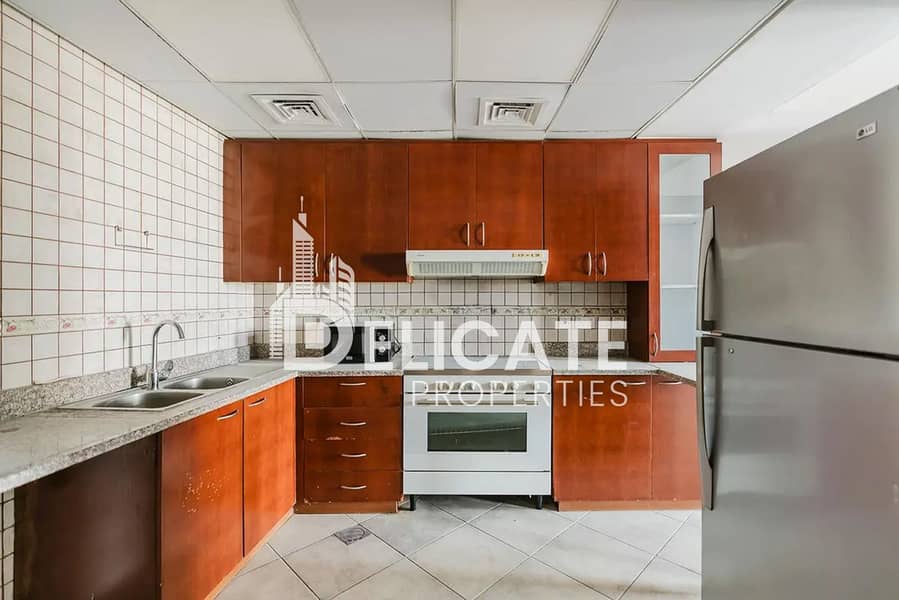 5 Kitchen. jpg