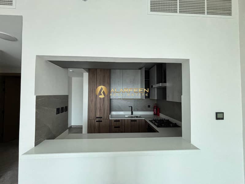 Spacious Apartment | with best ammenities | Road view - Image 7