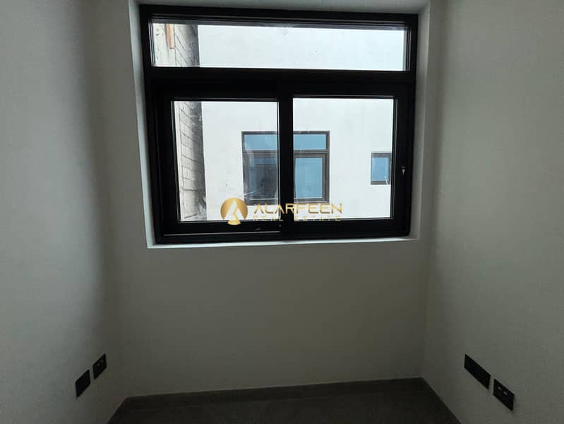 Spacious Apartment | with best ammenities | Road view - Image 19