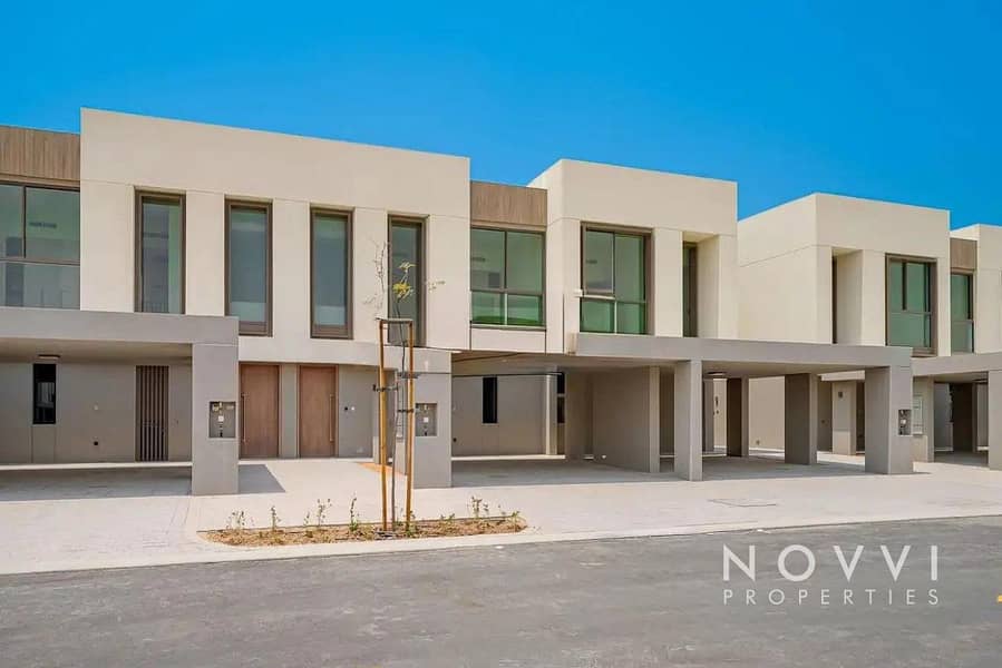 Handed Over | Close to Pool | Single Row