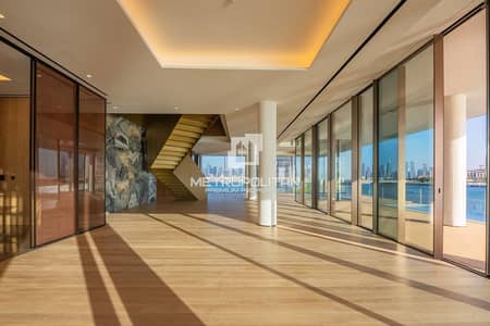 5 Bedroom Villa for Rent in Jumeirah, Dubai - Unique | Prime Location | Options to Buy