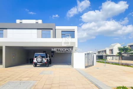 5 Bedroom Villa for Rent in Dubai South, Dubai - Spacious | Beachfront Living | Prime Community