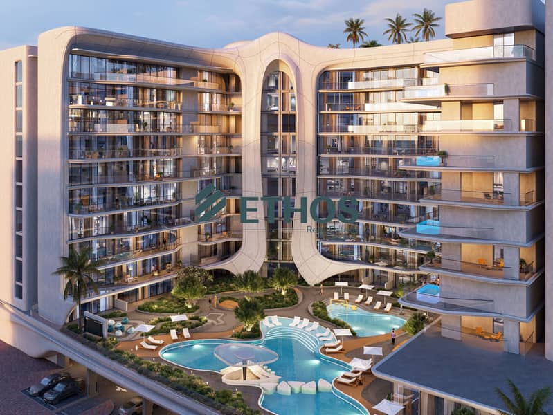 24 Beverly Grande 2. jpg