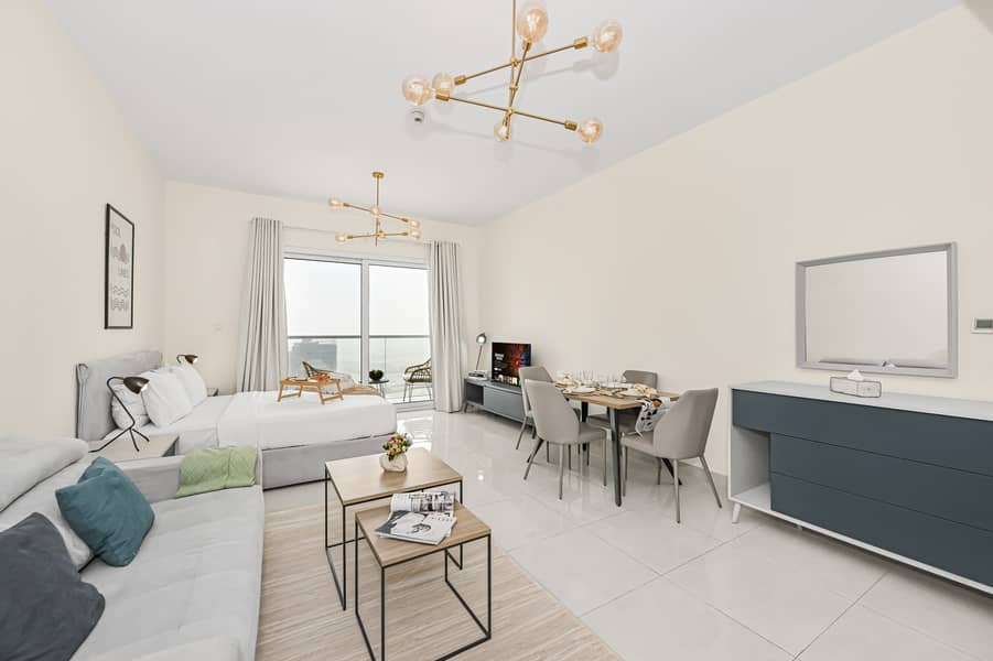 Chic Studio in Downtown | Balcony with a View | Spacious & Fully Equipped