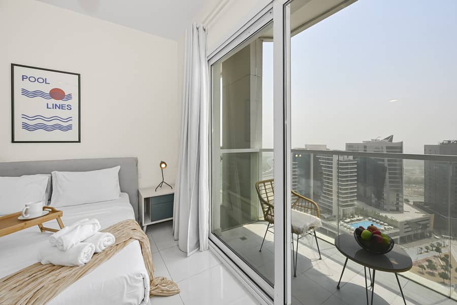 Chic Studio in Downtown | Balcony with a View | Spacious & Fully Equipped