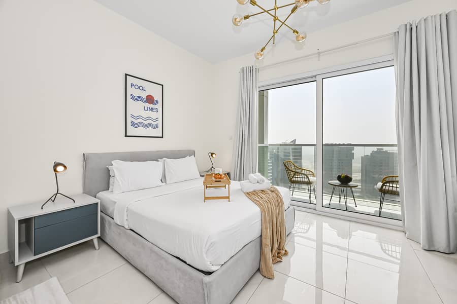 Chic Studio in Downtown | Balcony with a View | Spacious & Fully Equipped - Image 8